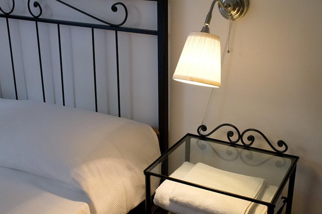 Bernardone Otel Camaiore Oda fotoğraf